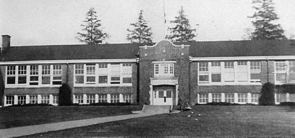 Des Moines School (brick) photo