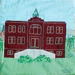 Des Moines School (brick) quilt square