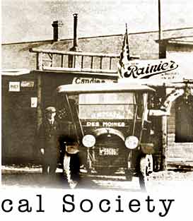 1915 Mail Truck in front of Des Moines Post Office on 6th Avenue
