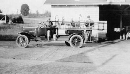 Des Moines Chemical Wagon 1923 a Modified Model T